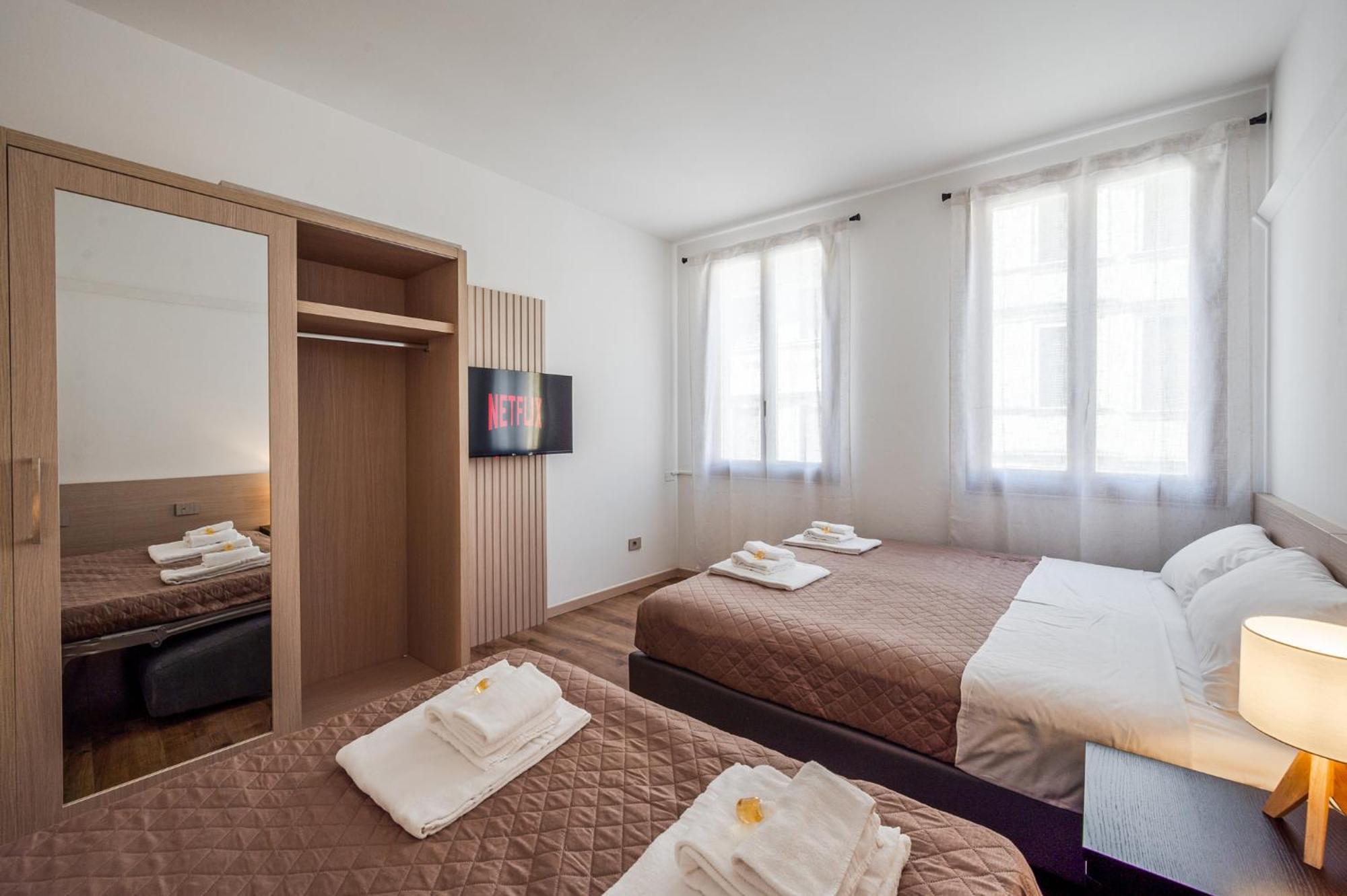 Hoomee Piazza Erbe Apartment Verona Exterior photo