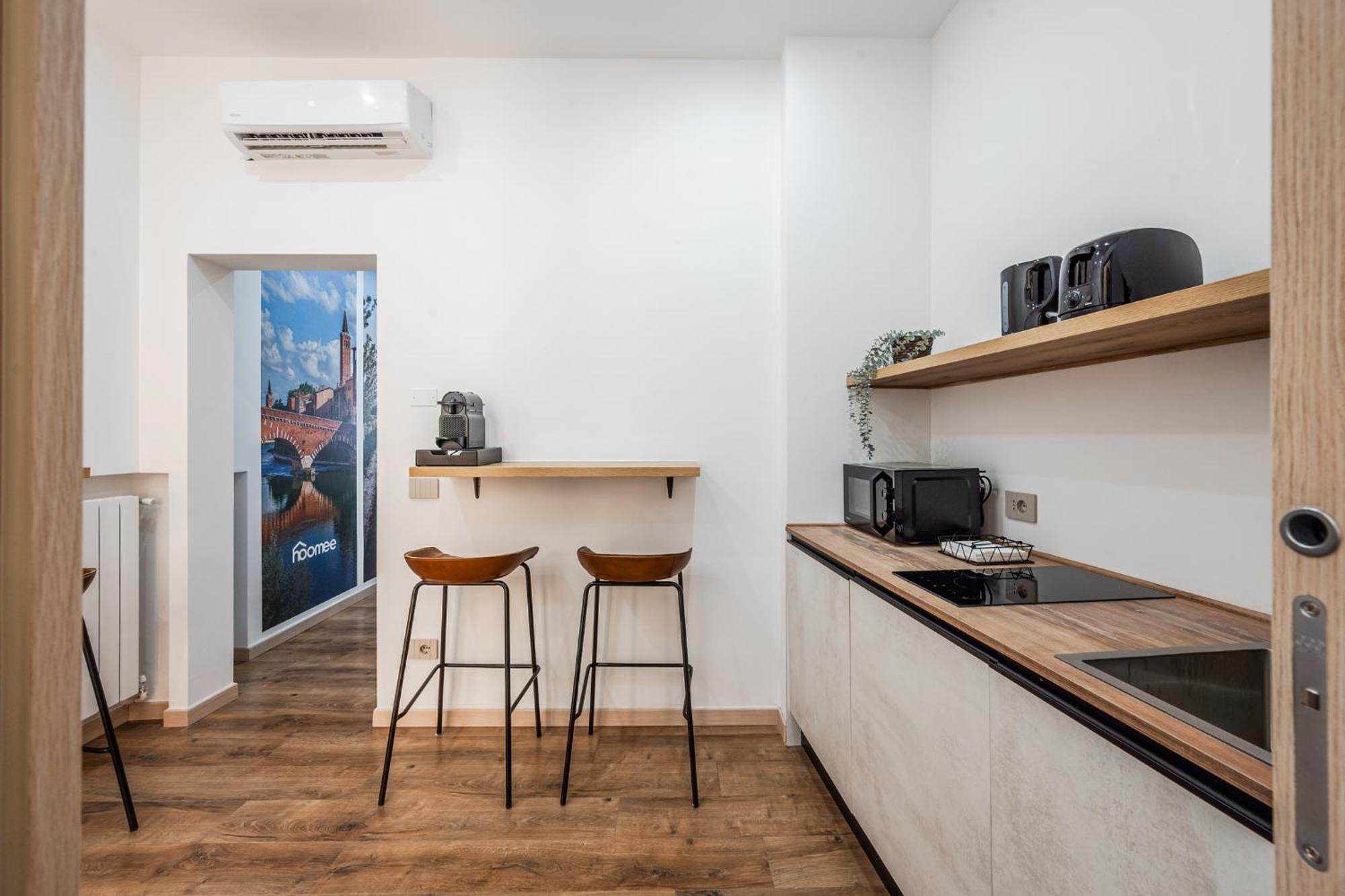 Hoomee Piazza Erbe Apartment Verona Exterior photo