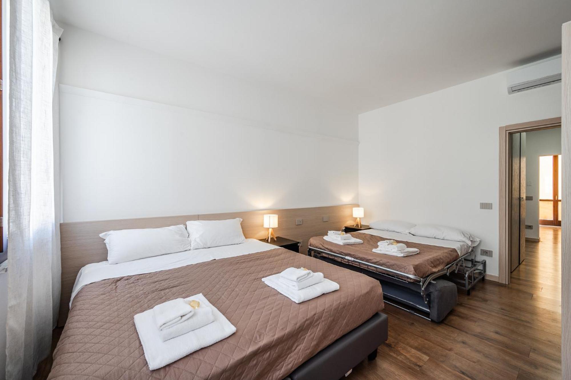 Hoomee Piazza Erbe Apartment Verona Exterior photo