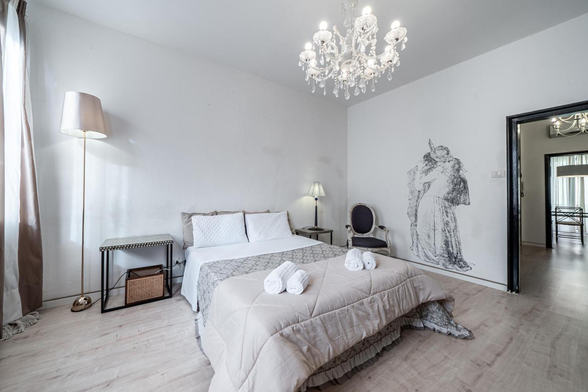 Hoomee Piazza Erbe Apartment Verona Exterior photo
